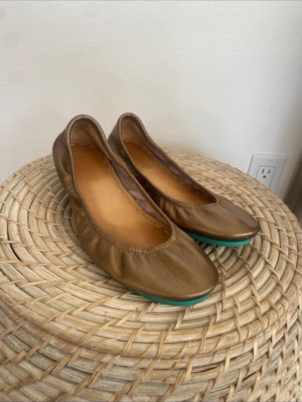 Tieks Brown Leather Ballet Flats with Teal Trim